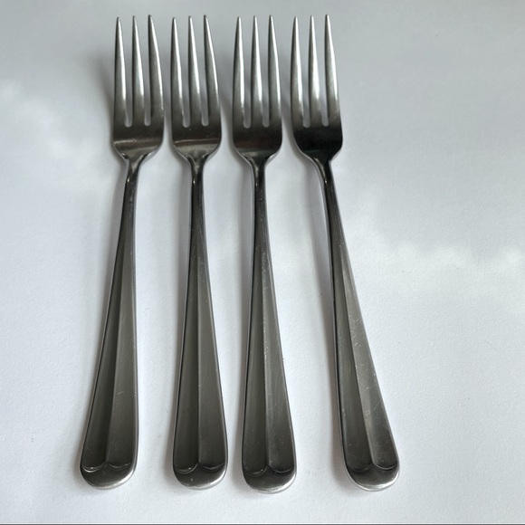 Supreme Cutlery Towle LIBERTY BELL small salad Forks set of 4 Stainless Japan - Picture 2 of 6